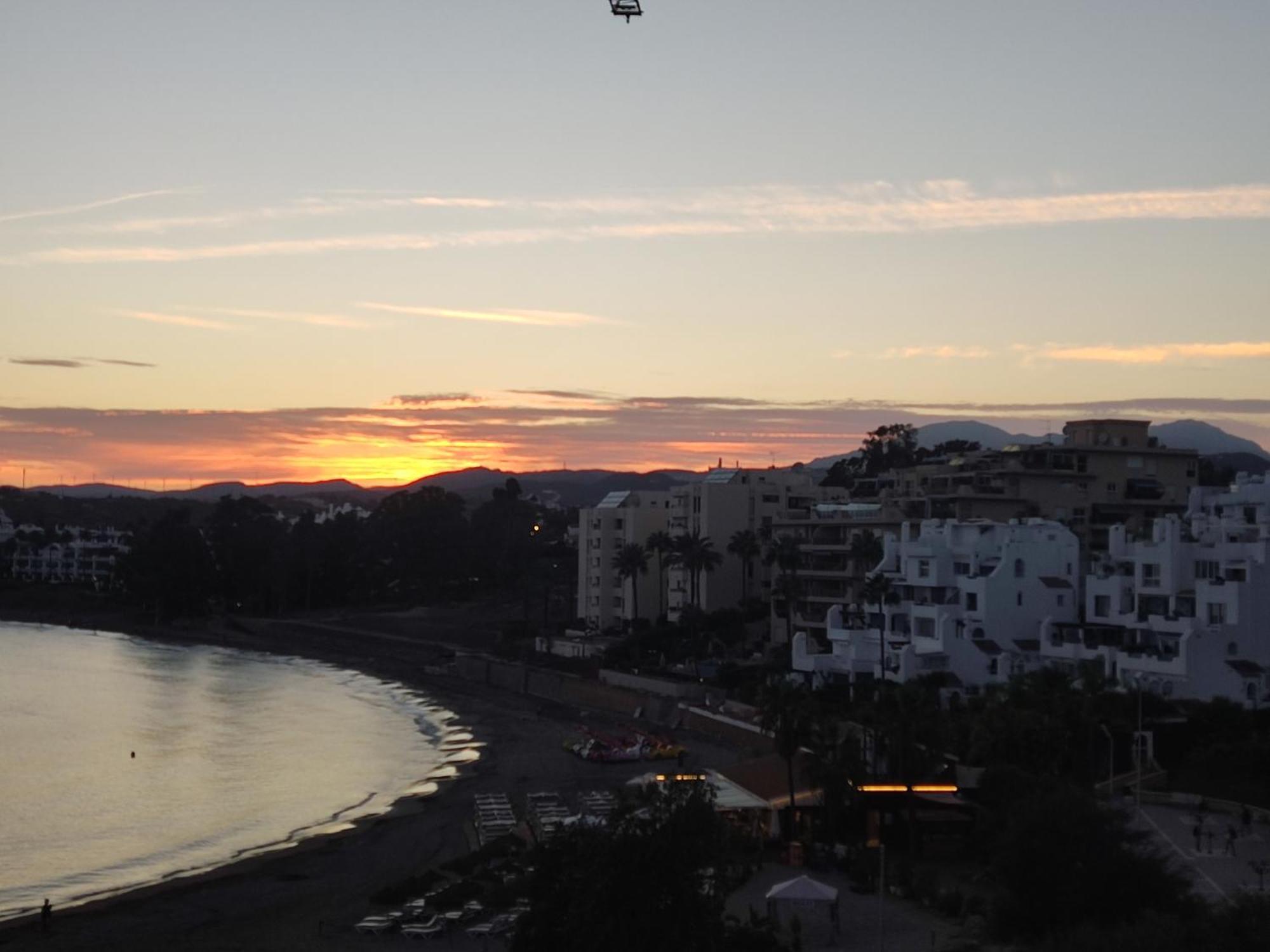 Apartamento Front Sea View Penthouse Estepona Exterior foto